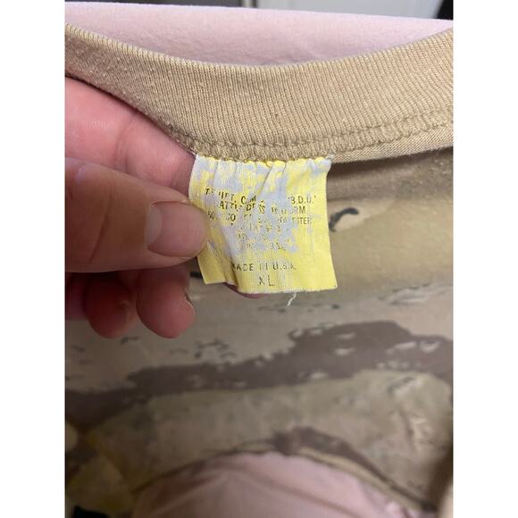 Vintage U.S Army Desert Camouflage Pattern T-Shirt Combat Tee Cotton Size XL - Picture 2 of 3